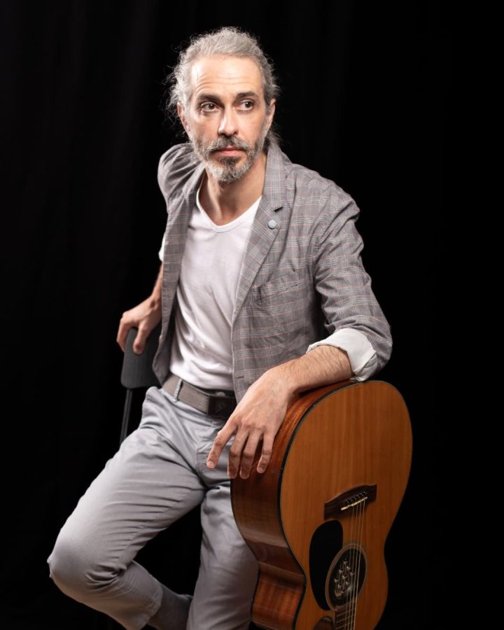 Sorin Erhan, chitară bas Amprenta